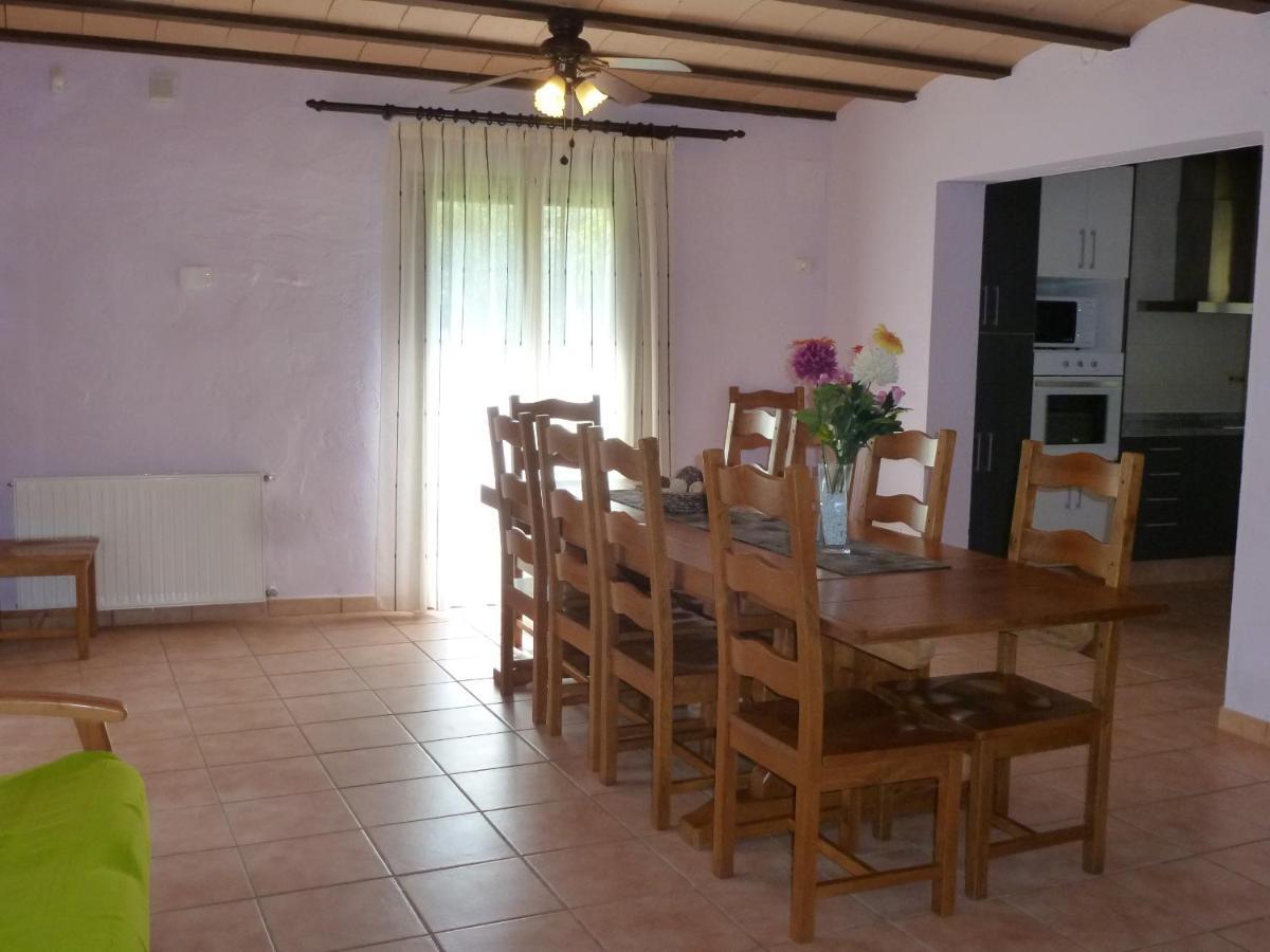 Can Mahola Beuda Exterior photo